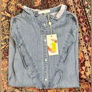 FINAL PRICE NWT Chelsea and Violet Button Down Denim Top